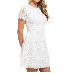 August Sky - White Scalloped Floral Lace Overlay Mini Dress - Size Large
